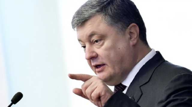 Порошенко: Российская агрессия нанесла очень сильный удар по экономике Украины