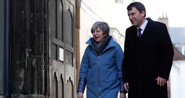 Тереза Мэй посетила Солсбери в годовщину событий, связанных с применением «Новичка»