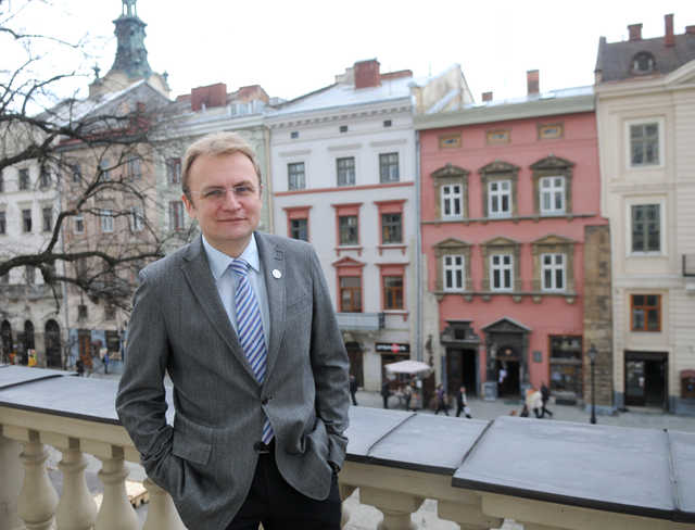 ЦИК сняла Садового с выборов президента Украины