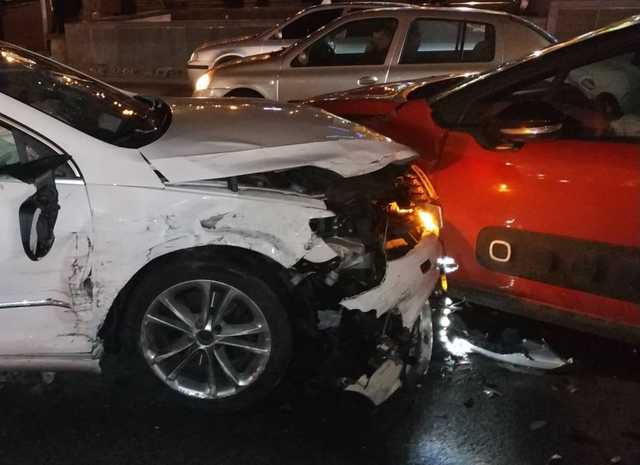 В центре Киева масштабное ДТП: движение парализовано