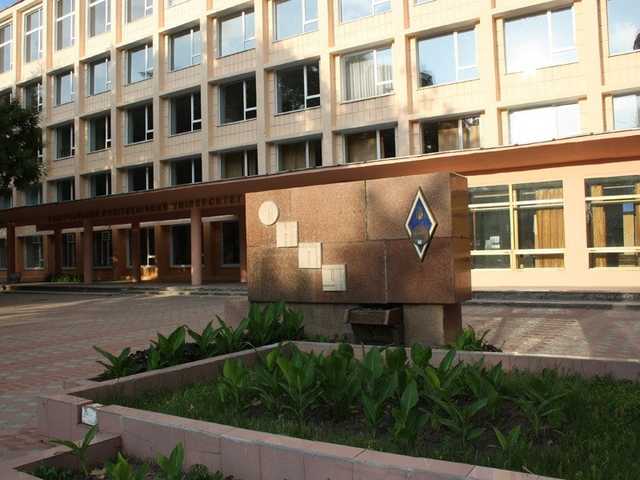 Проректора Одесского политеха считают причастным к растрате денег при капремонте