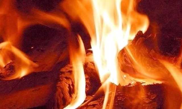 Слышны взрывы: в элитном районе Москвы вспыхнул мощный пожар