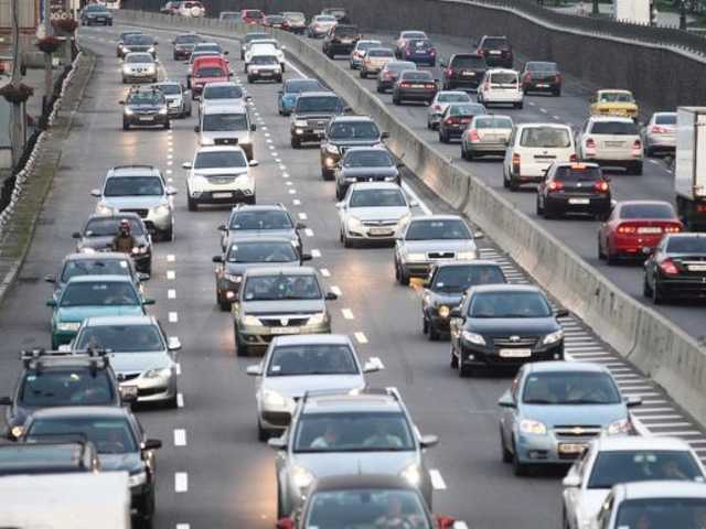 В Киеве образовались семибалльные пробки