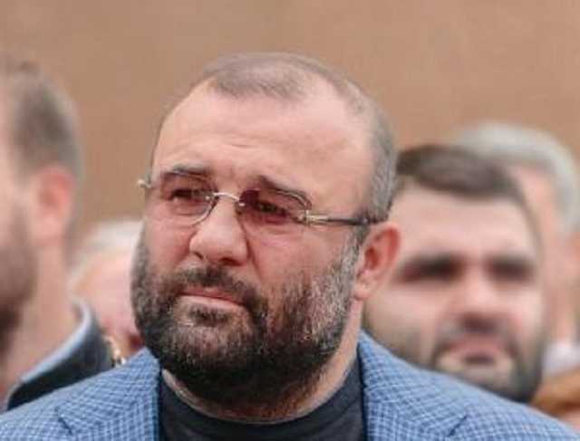 Порошенко будет устранять лидеров "Азова" через днепровского авторитета Нарика - Билецкий