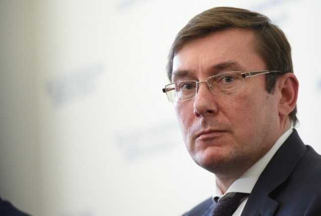 Луценко: Порошенко решил уволить Гладковского после встречи со мной