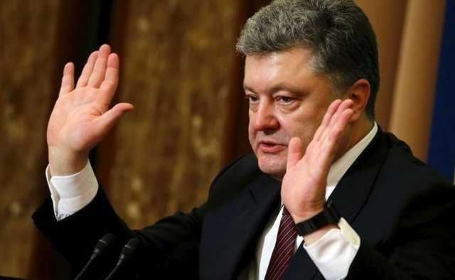 «Где отрубленные руки?». Потерявший в бою руку АТО-шник записал обращение к Порошенко