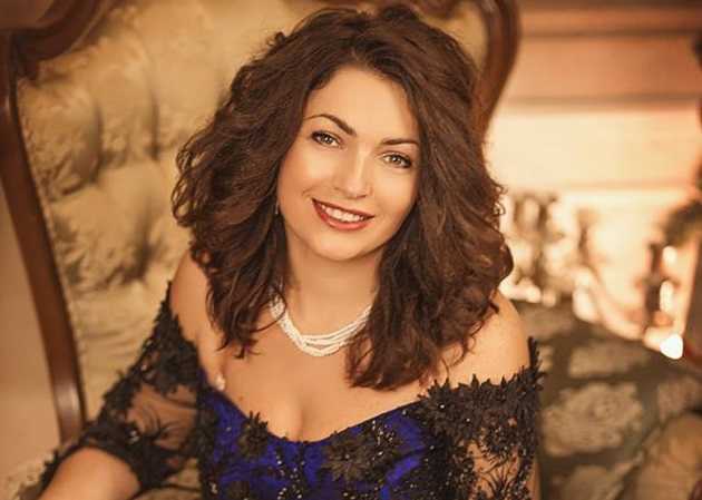 Начальник отдела Одесского апелляционного админсуда скрыла жилье и два автомобиля