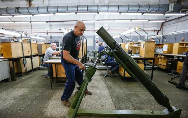 Завели в долговую яму и заняли цеха: частная фирма завладела имуществом производителя «Молотов»