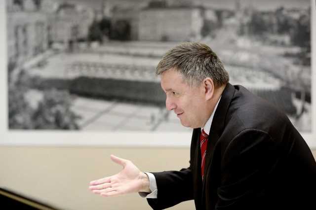 Аваков: Решение не атаковать Гиркина при выходе из Славянска приняло военное командование