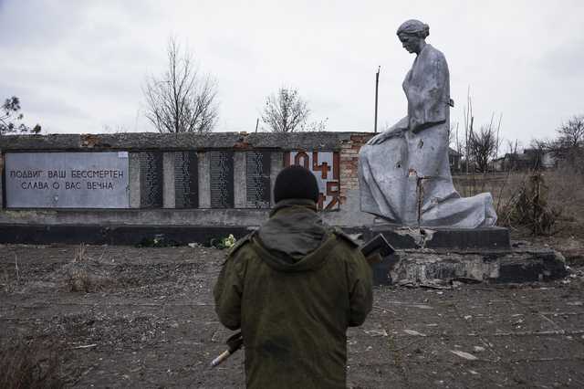 “Опыт войны”: сайт TripAdvisor предлагает экскурсии по оккупированному Донбассу