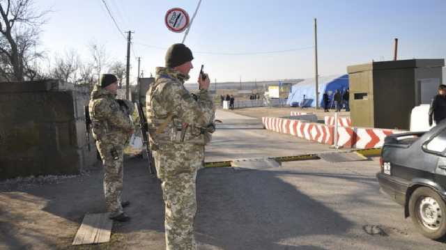 На Донбассе открыли КПВВ "Золотое"
