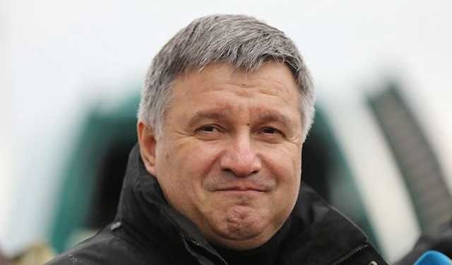 «Я практически со всеми олигархами общаюсь» — Аваков