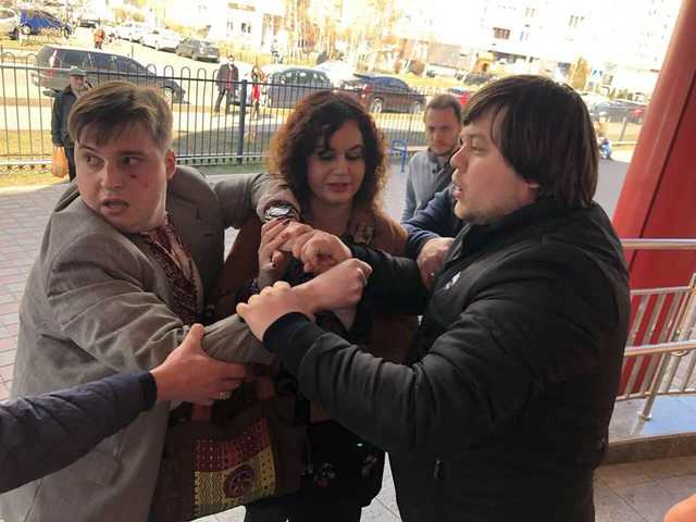 В Киеве побили скандального блогера из Донецка