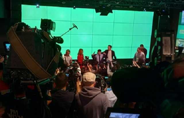 У Зеленского согласны с экзит-полом, но ожидают фальсификаций при подсчете