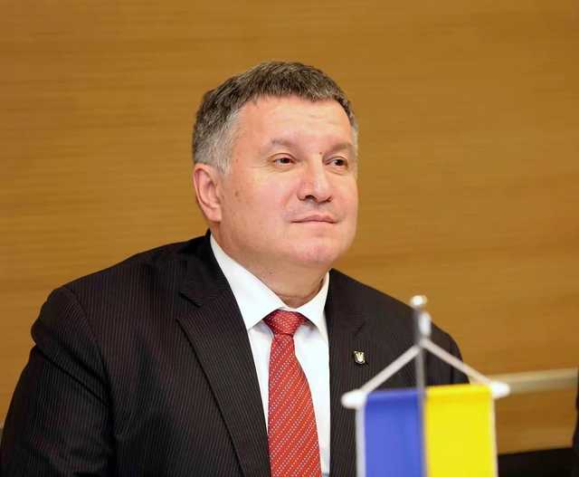 Проголосовать на выборах не смогли 40% полицейских, спасателей и нацгвардейцев, – Аваков