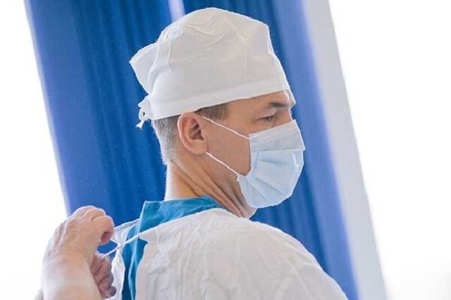 Залечил: на Киевщине врач-невропатолог довел женщину до смерти