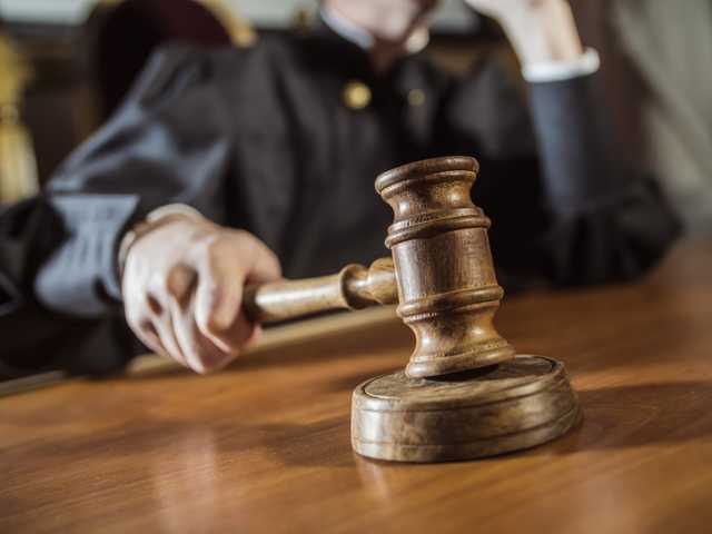 В Запорожье подозреваемый повесился в здании суда