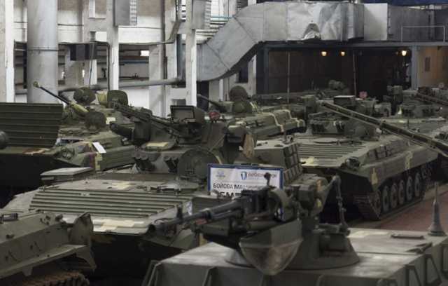 Исполнительная служба арестовала имущество Житомирского бронетанкового