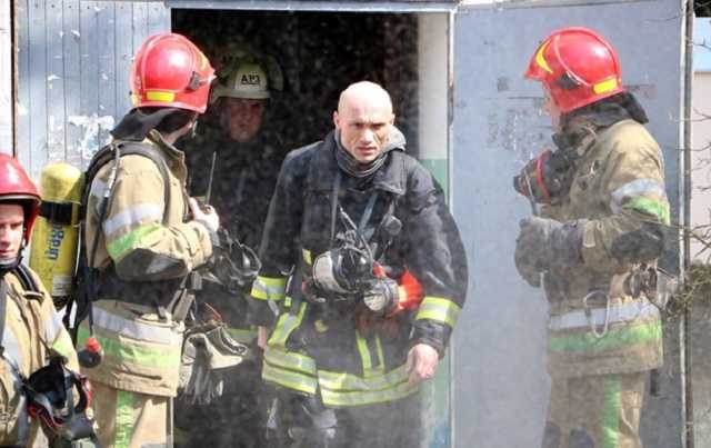 В Винницкой области горит птицефабрика