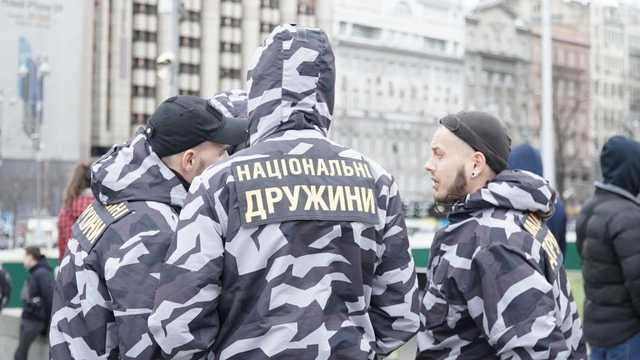 «Нацдружины» устроили пикет у здания ГУНП, требуют открыть дело против команды Порошенко