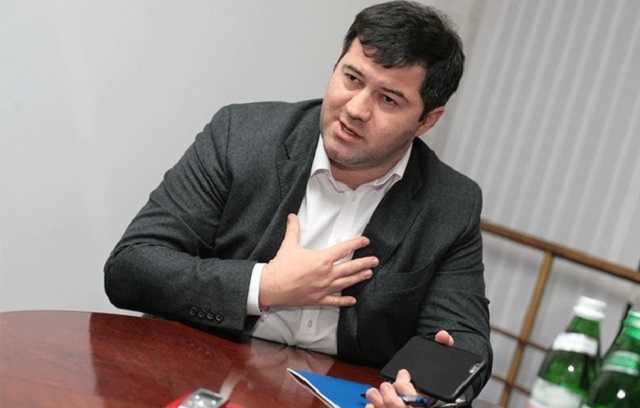 Насиров подал в суд на Петренко из-за ареста $300 тыс. в британском банке