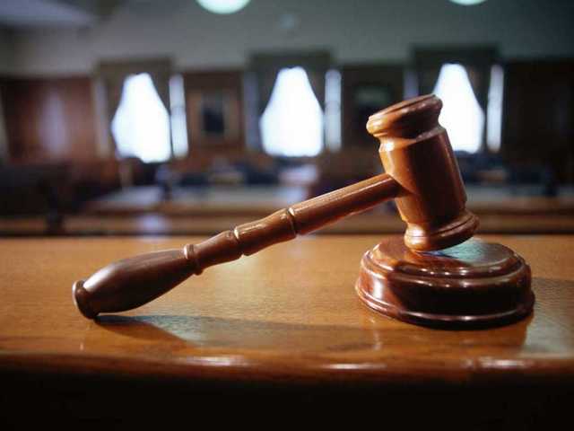 Хулиган, поглумившийся над флагом Украины, заплатит штраф в 850 гривен