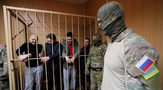 Омбудсмен собирает деньги на карточку для поездки родных к военнопленным в Москву