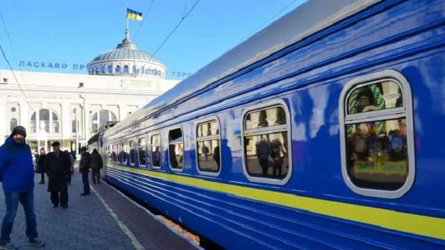 Пассажирам поездов запретили провозить багаж весом свыше 50 кг