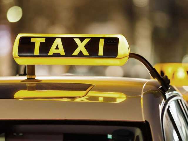 Плюнул в лицо и обматерил: в Польше местный таксист унизил украинца