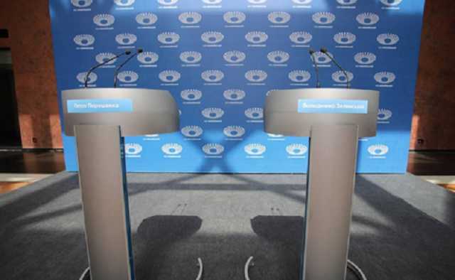 Порошенко приехал на НСК и будет ждать Зеленского