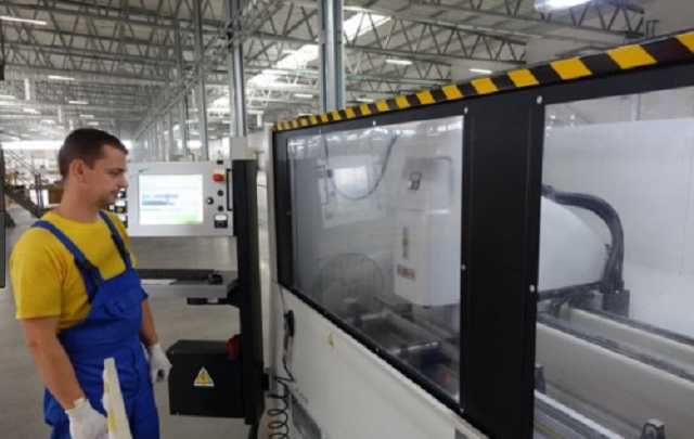 Порошенко руками Южаніної фактично ввів репресії проти українських заводів – Лещенко