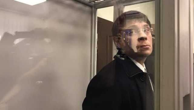 Экс-нардеп Крючков засветил куртку бренда Brioni стоимостью до $9200