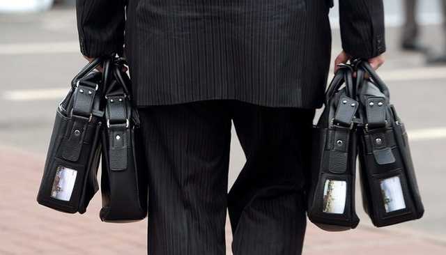 Александр Гончаров: “Задача №1 для крупных чиновников – найти “тихую гавань” для своего бабла”