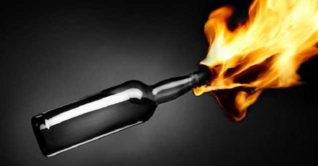 На Ровенщине депутату в дом бросили “коктейль Молотова”