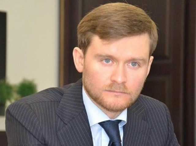 «Мажор» Алексей Кавылин рвется возглавить Налоговую службу: «элитные авто и миллионы долларов»