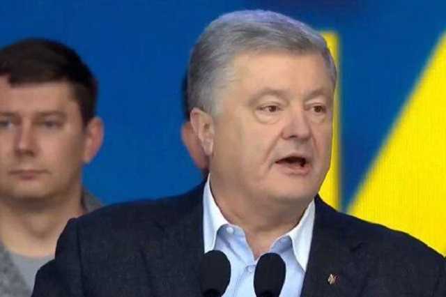 "Прятался от повесток!" Порошенко резко раскритиковал Зеленского на дебатах