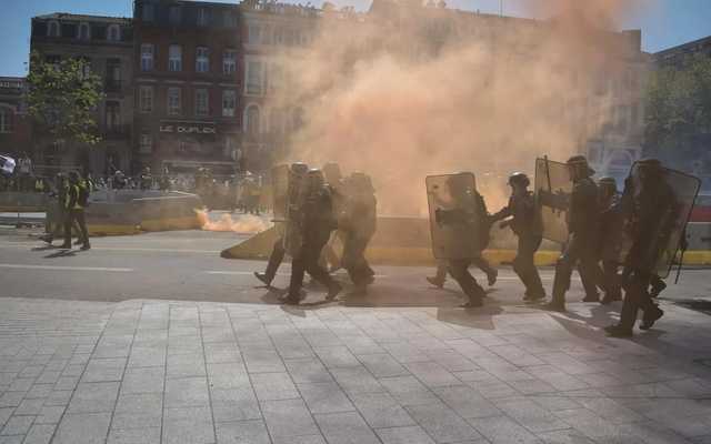 Протесты "желтых жилетов" в Париже: Арестованы более 120 человек