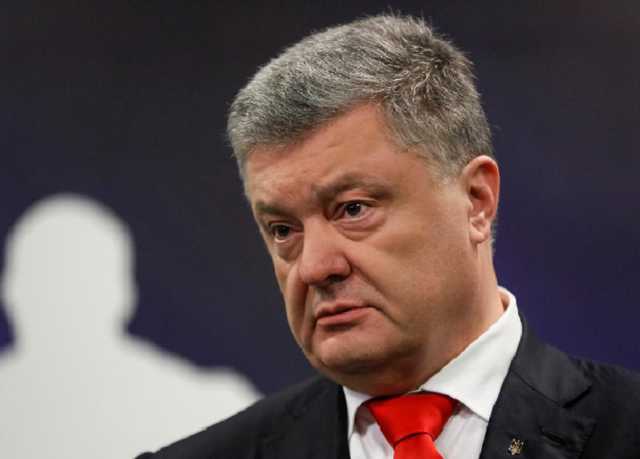 Порошенко в день тишины запостил ссылку на паблик с антипиаром Зеленского