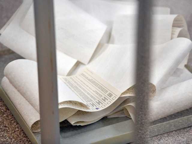 В Харькове избиратель устроил скандал на участке