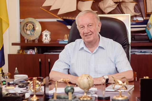 Одиозный мэр Черноморска в седьмой раз «перекрасился»: теперь он за Зеленского