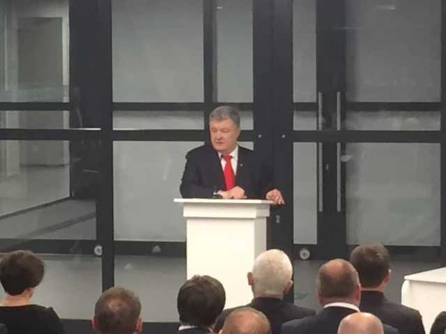 "Вперед на парламентские выборы!" Порошенко анонсировал появление новых лиц в команде