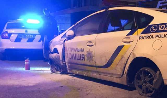 В Киеве мужчина сбил полицейскую и угнал Prius: задержанному избрали меру пресечения