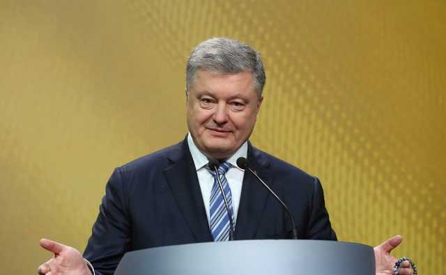 Порошенко намерен распустить Раду из-за победы Зеленского