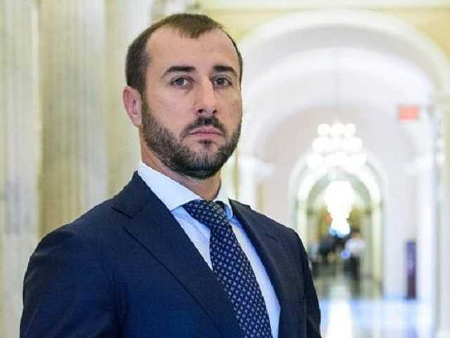 Схема радикала Рыбалки: как перебросить миллионы не уплатив налоги