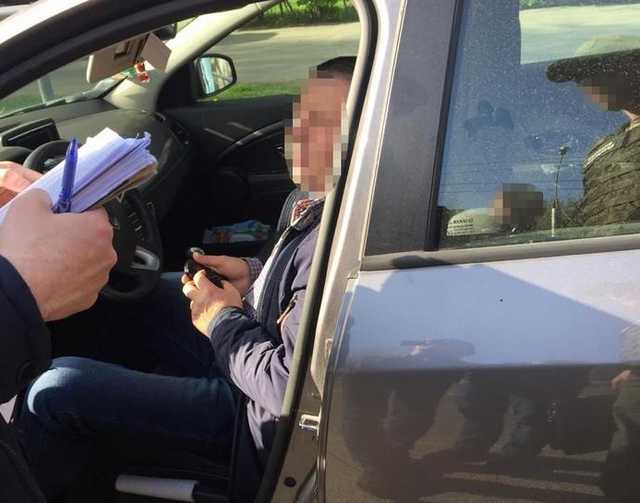 В Виннице на взятке поймали инспектора Гоструда