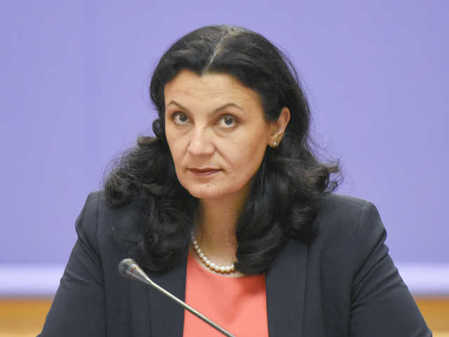 Климпуш-Цинцадзе в марте получила командировочные в три раза больше оклада