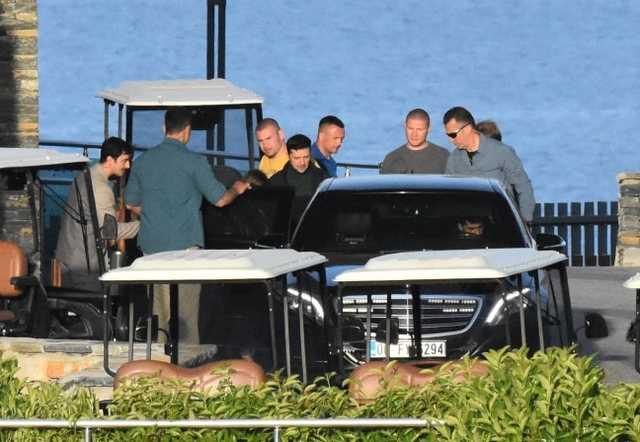 Зеленский возвращается в Украину