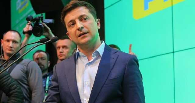 Зеленский назвал интересные факты о своем детстве, юности и родителях