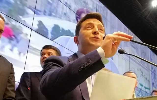 3000 блогеров, телеведущих, актеров и студентов подались на конкурс спикера Президента 3еленского