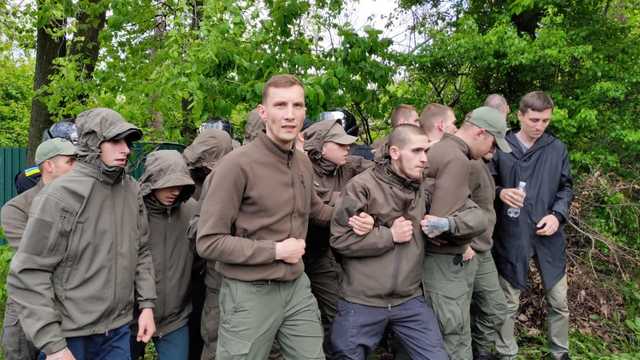 Битва за «Протасів Яр». У Києві знову побилися противники забудови і «тітушки»